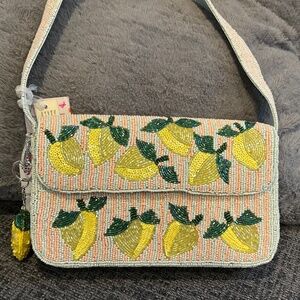 NWT Viral Lemon Beaded Purse with 🍋 Charm
